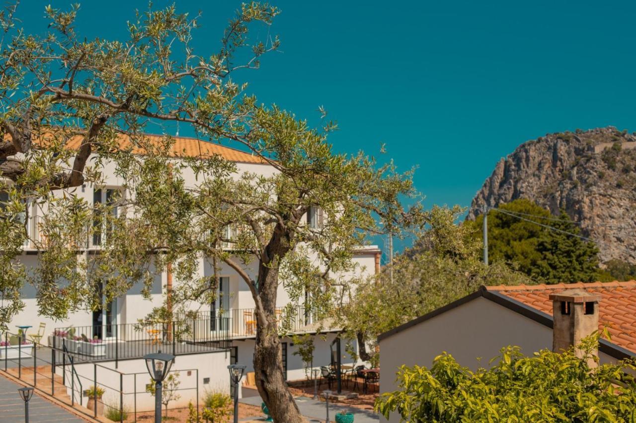 צ'פאלו Villa Toto Resort מראה חיצוני תמונה