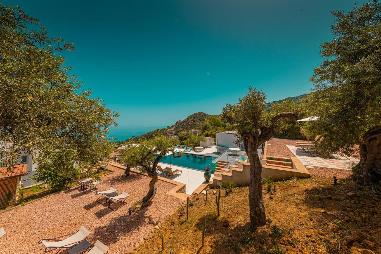 צ'פאלו Villa Toto Resort מראה חיצוני תמונה