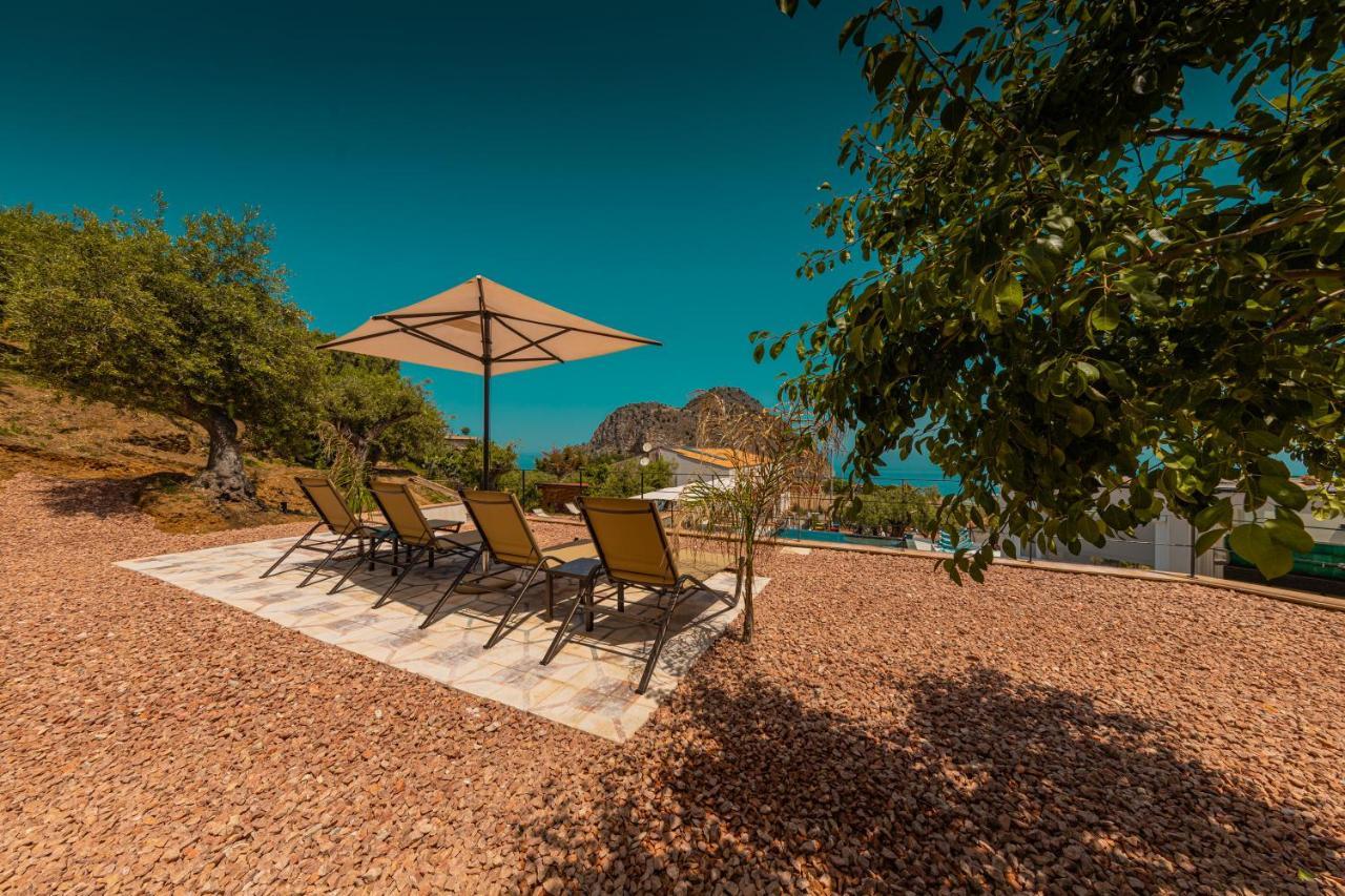 צ'פאלו Villa Toto Resort מראה חיצוני תמונה