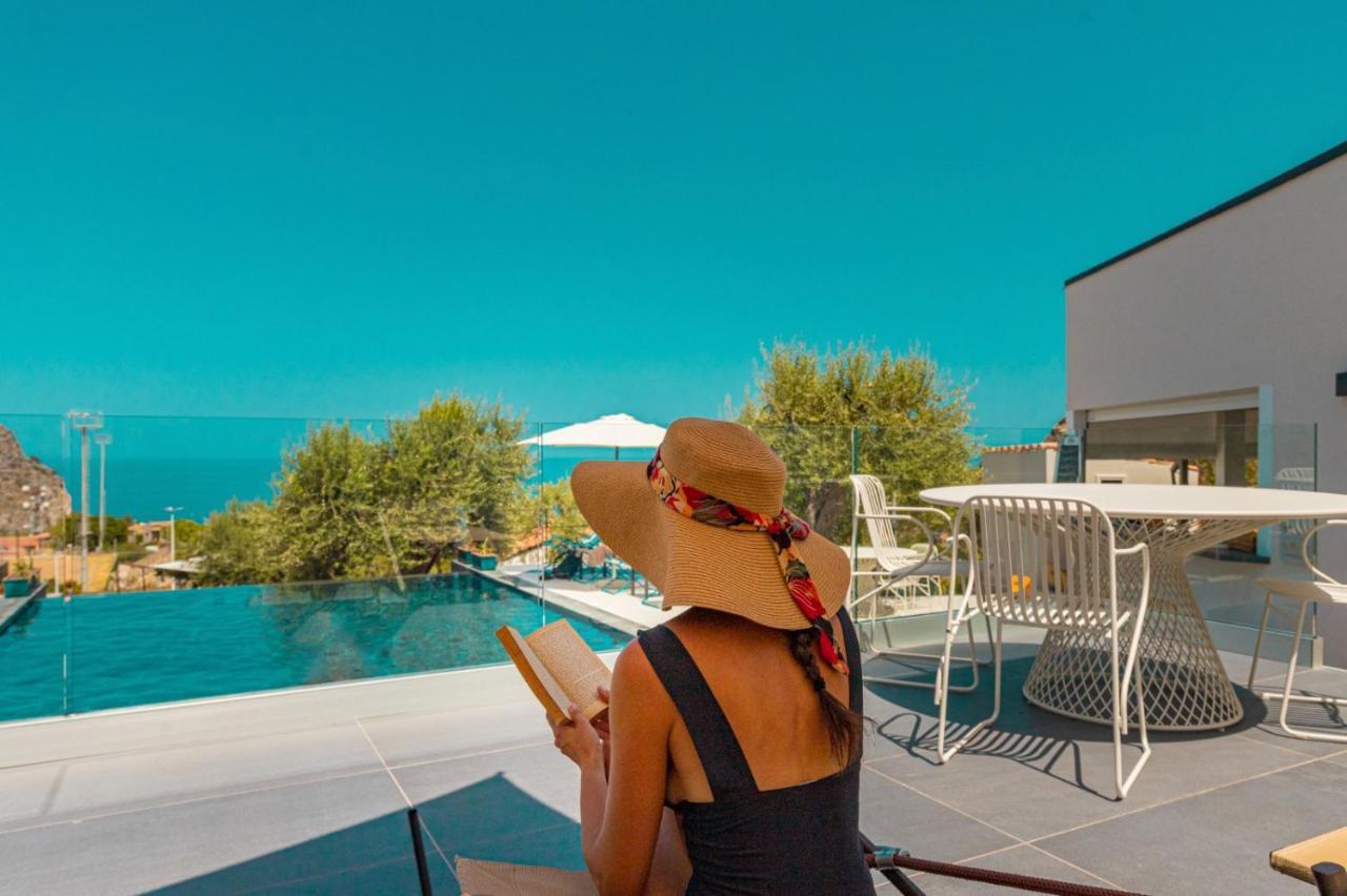צ'פאלו Villa Toto Resort מראה חיצוני תמונה