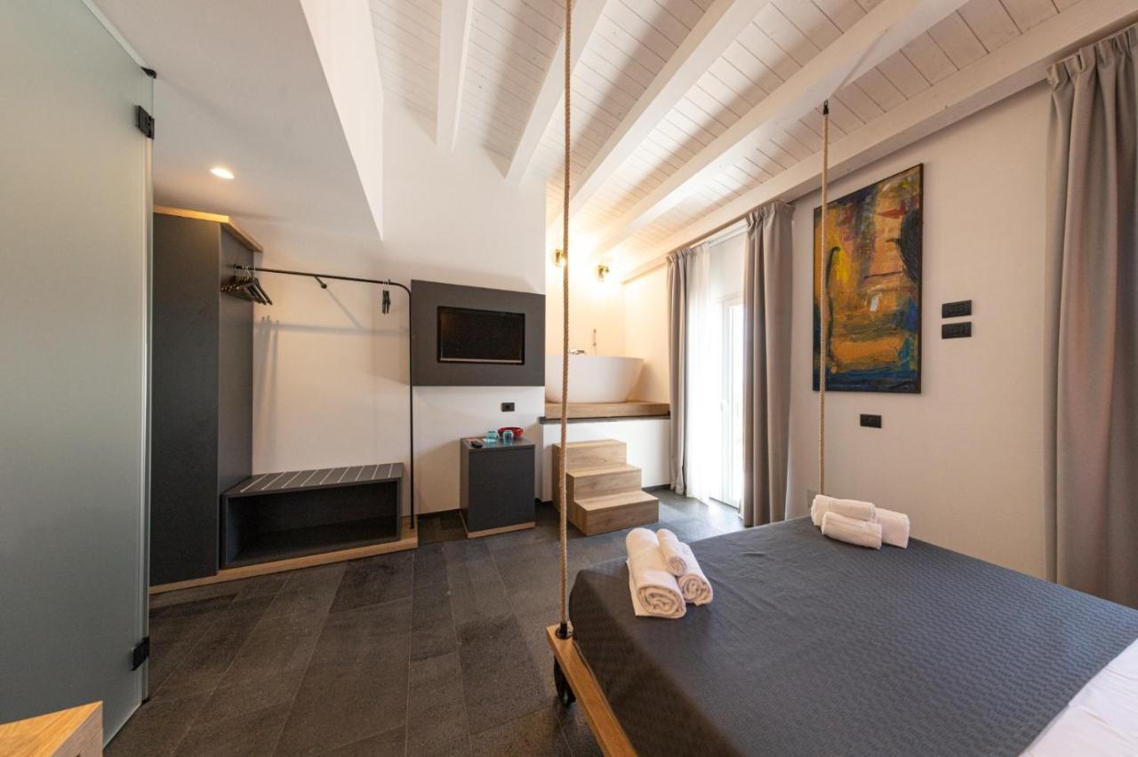 צ'פאלו Villa Toto Resort מראה חיצוני תמונה