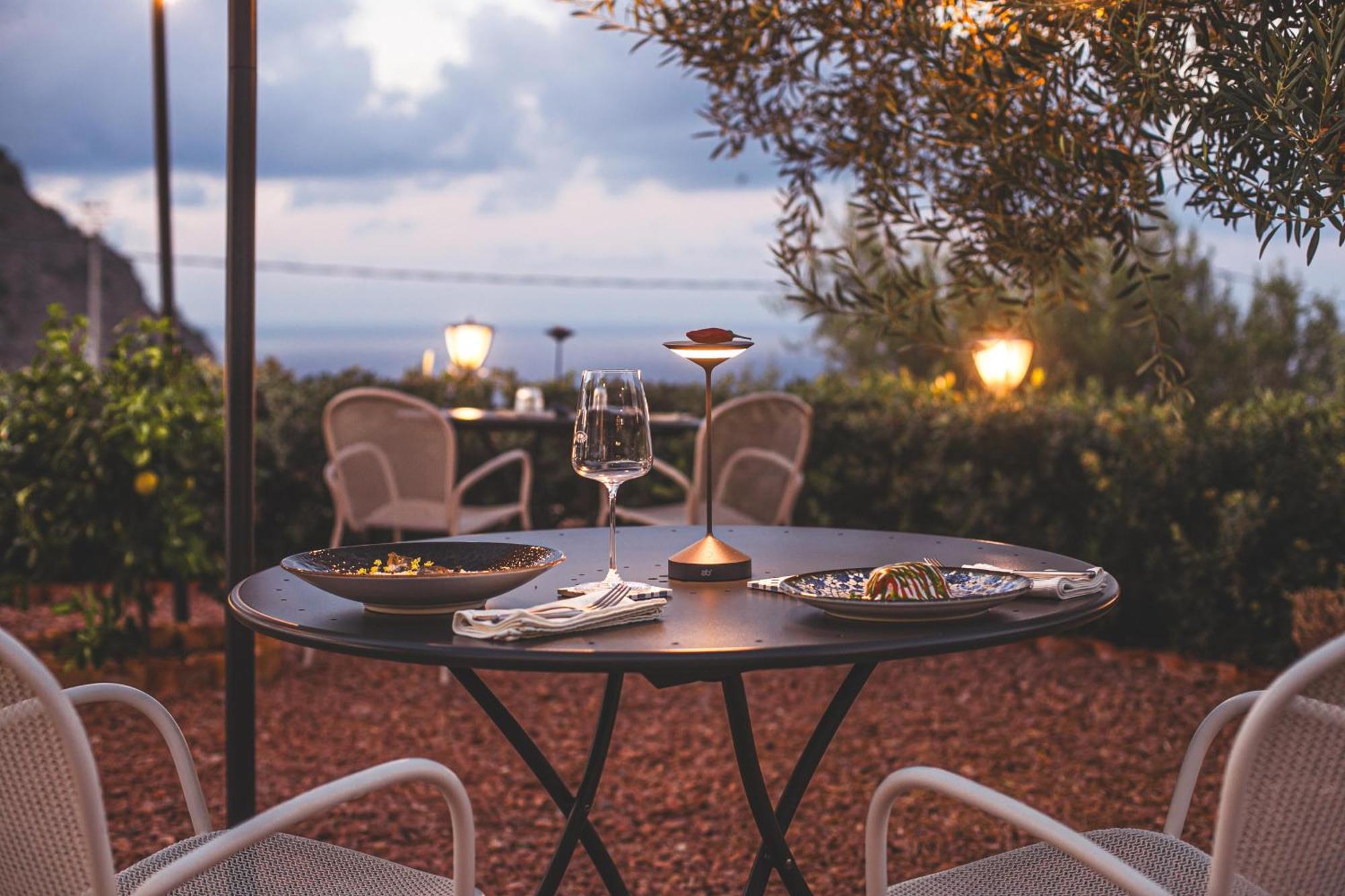 צ'פאלו Villa Toto Resort מראה חיצוני תמונה